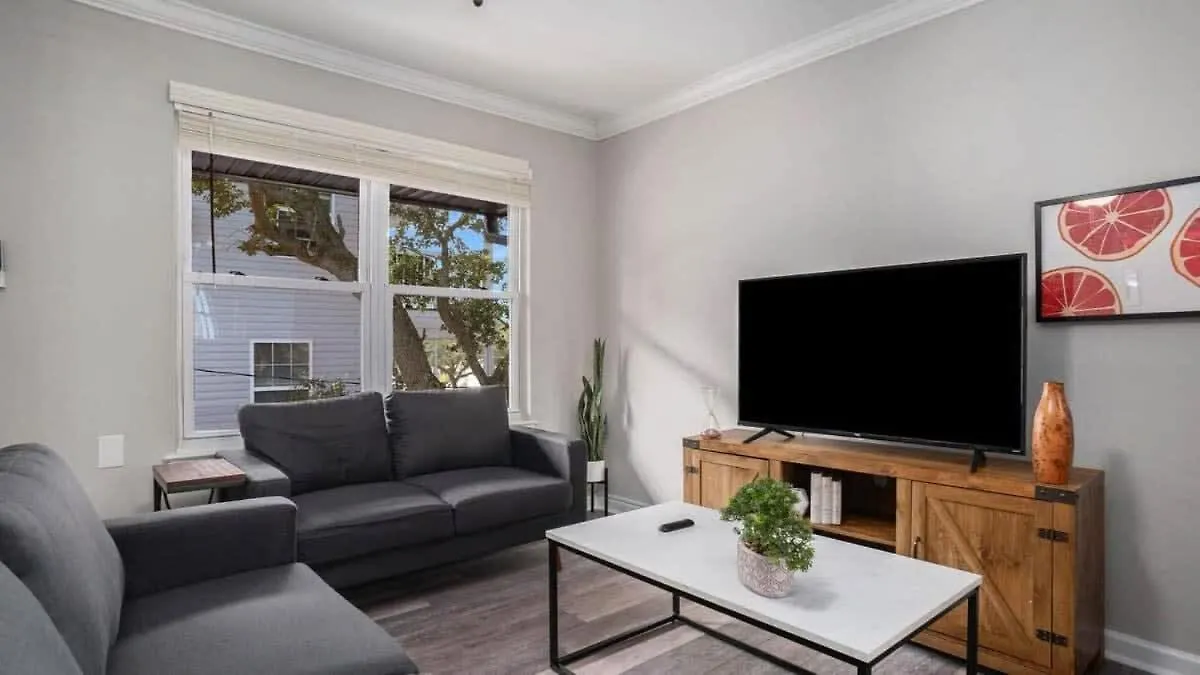 Ov Mosaic - Dawn Suite North Camellia Acres Apartment